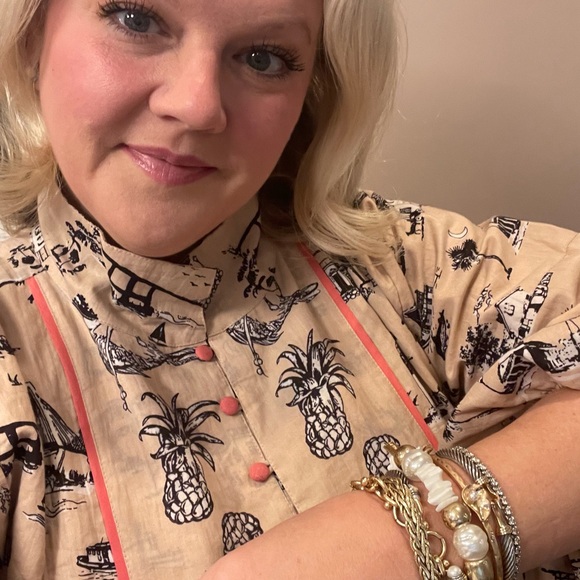 Sue Sartor/Katie Kime  
Pinky Beige flounce dress w/ salmon Accents - Picture 8 of 9